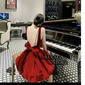 đầm nhung nơ lưng xinh phối dây ngọc tiểu thư sang chảnh l
