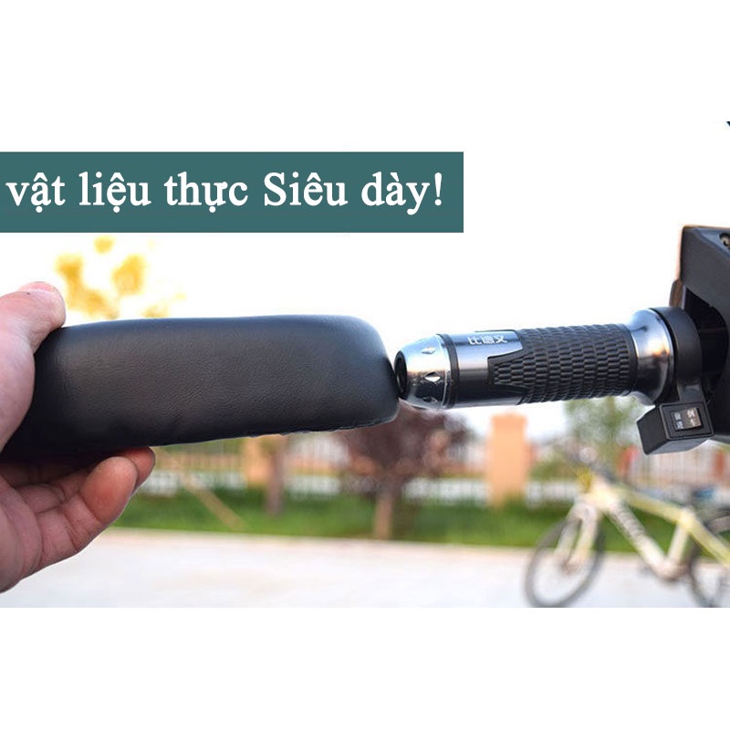 Ghế trẻ em có thể tháo rời phía trước xe đạp với tay vịn và bàn đạp