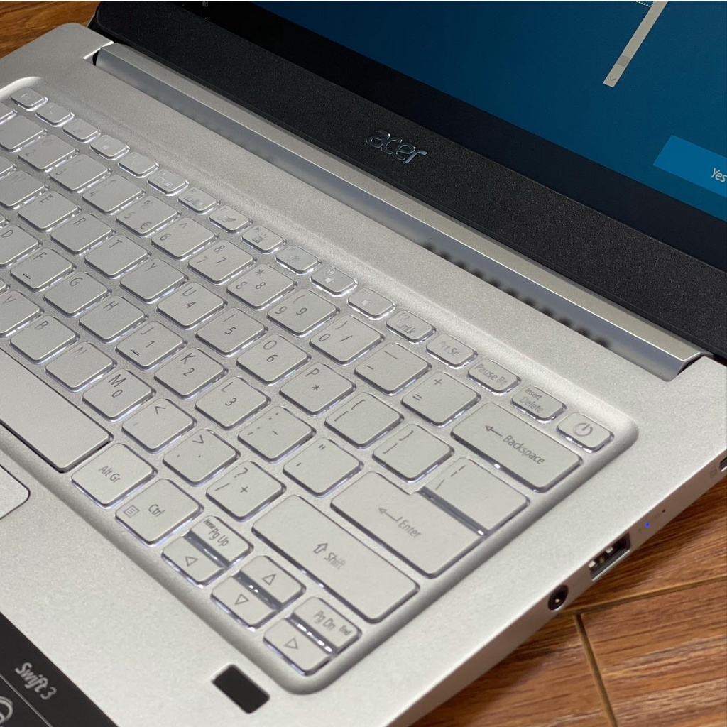 Acer Swift SF314 Ryzen5 4500U 8G SSD 512G AMD 14FHD 1.3kg led KB Finger Pin 11H New Outlet | BigBuy360 - bigbuy360.vn