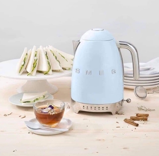 (Hàng Đức) Ấm siêu tốc SMEG KLF04 có điều chỉnh nhiệt độ 1,7L- 3000W, xanh, kem, đỏ