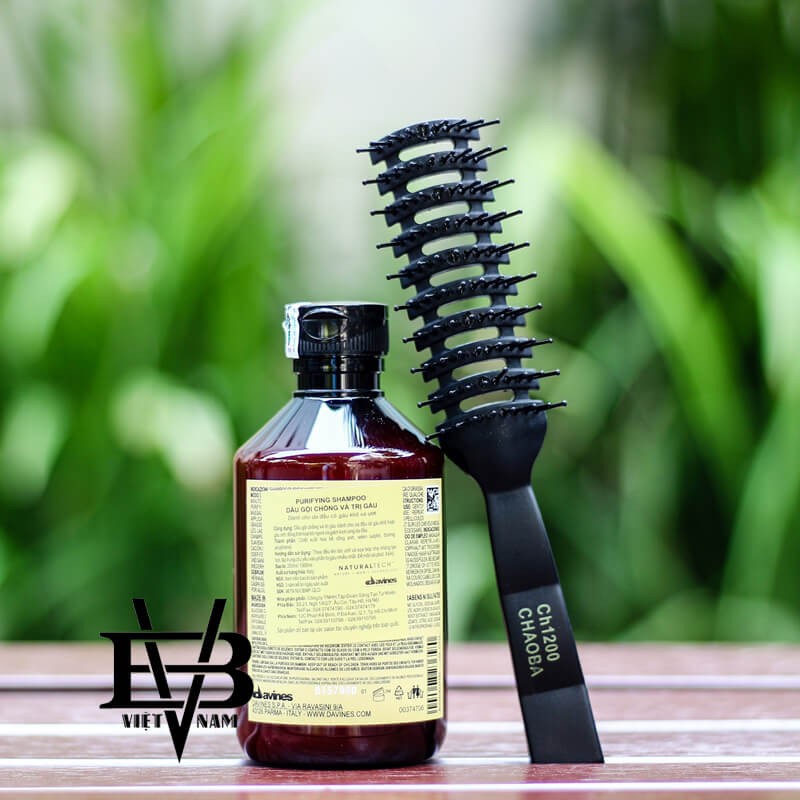 Dầu gội đầu gàu Davines Nturaltech Purifying 250ml + Tặng lược tạo kiểu Chaoba cao cấp