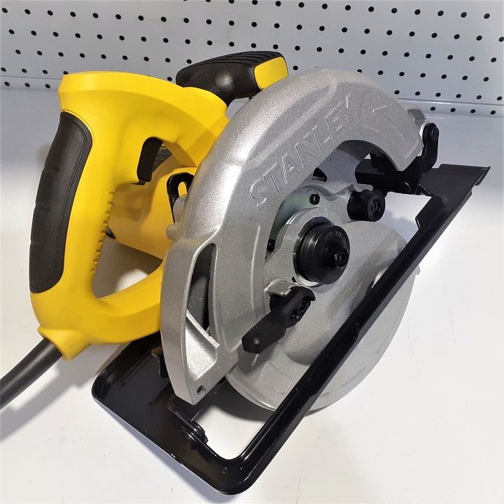 Máy cưa dĩa  cưa cắt nhôm gỗ Stanley SC16-B1 190mm 1600W