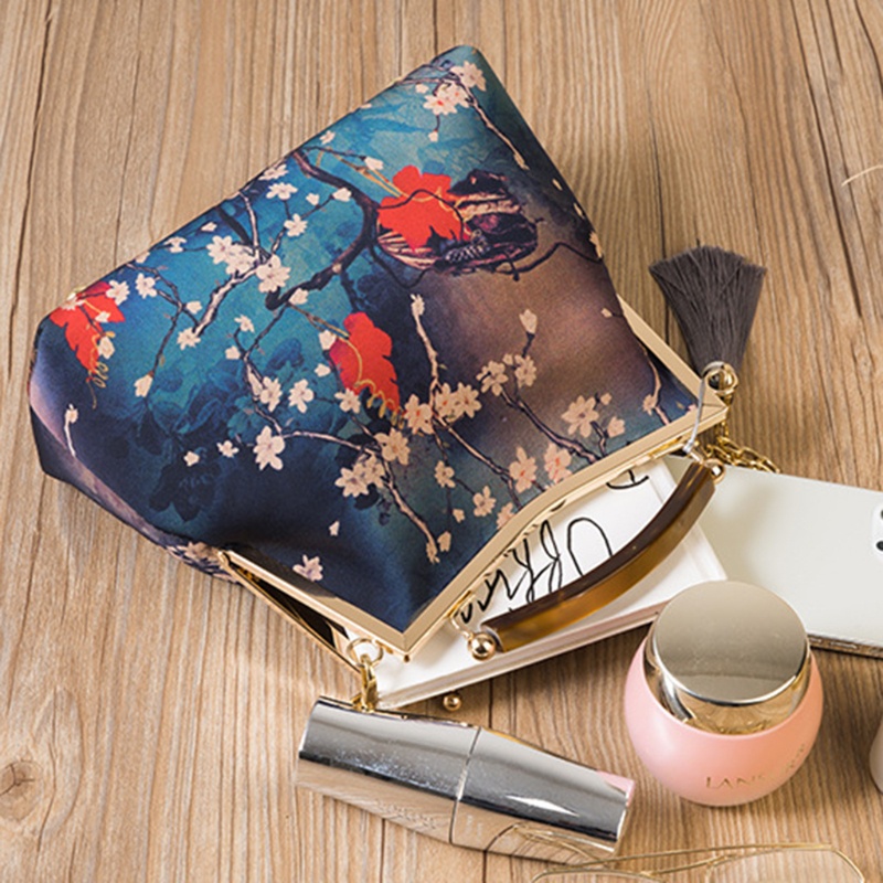 Túi Đựng Điện Thoại / Khăn Ăn / Mỹ Phẩm Họa Tiết Quyến Rũ