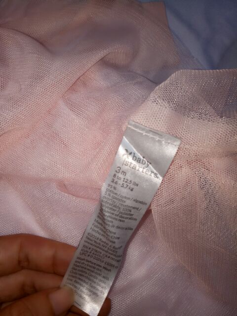 Đầm xuất cho be gái