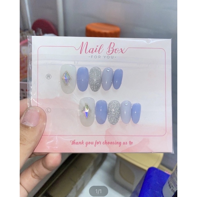 Móng thiết kế form ngắn
