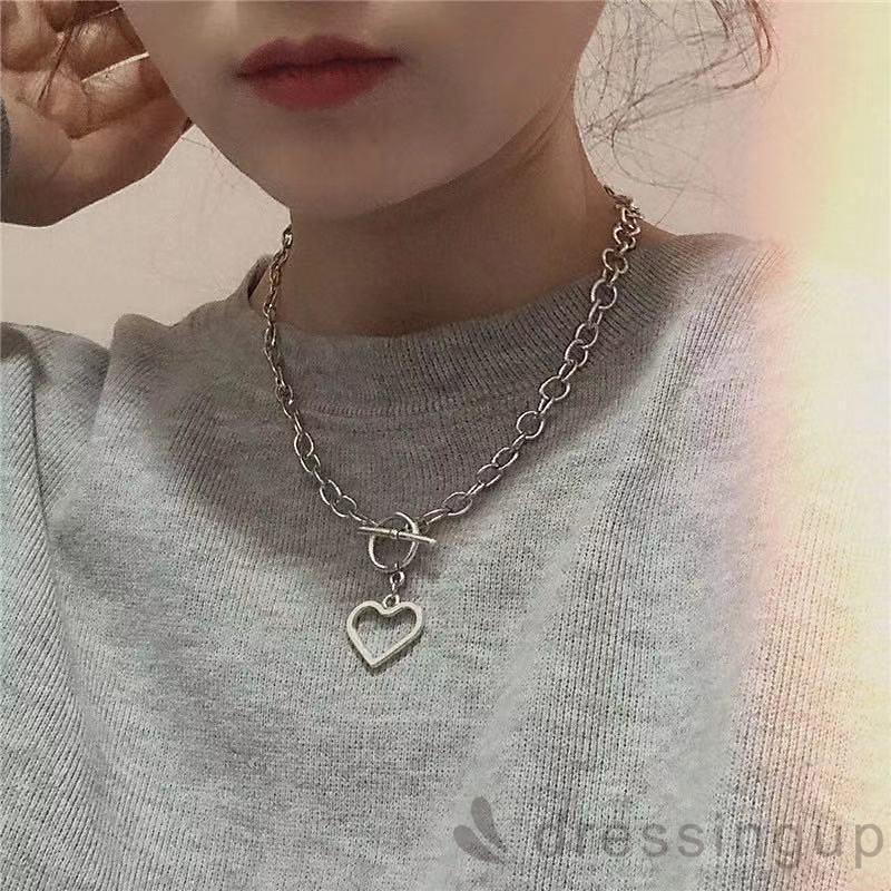 Dây chuyền mặt hình trái tim rỗng màu sắc đơn giản cho nữ