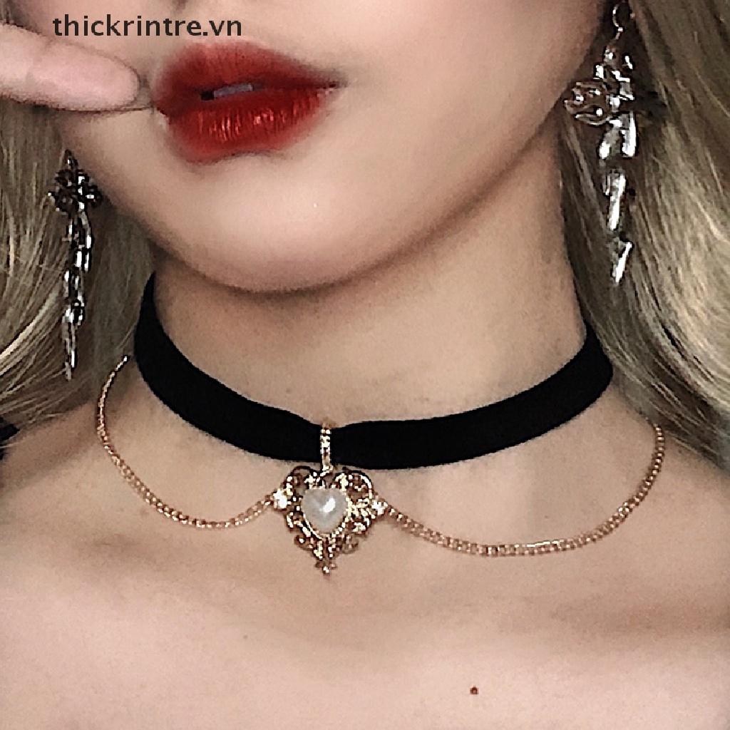 Vòng cổ choker nhung đen mặt hình trái tim làm quà tặng cho nữ