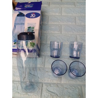 Bộ 1 bình và 4 ly nhựa Lock and Lock