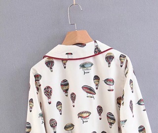 Sơ mi cổ V zara