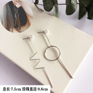 Bông tai hình dạng độc đáo