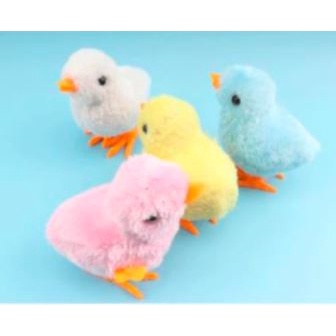 Gà con lon ton chạy cót vui nhộn, Gà con vặn cót vui nhộn