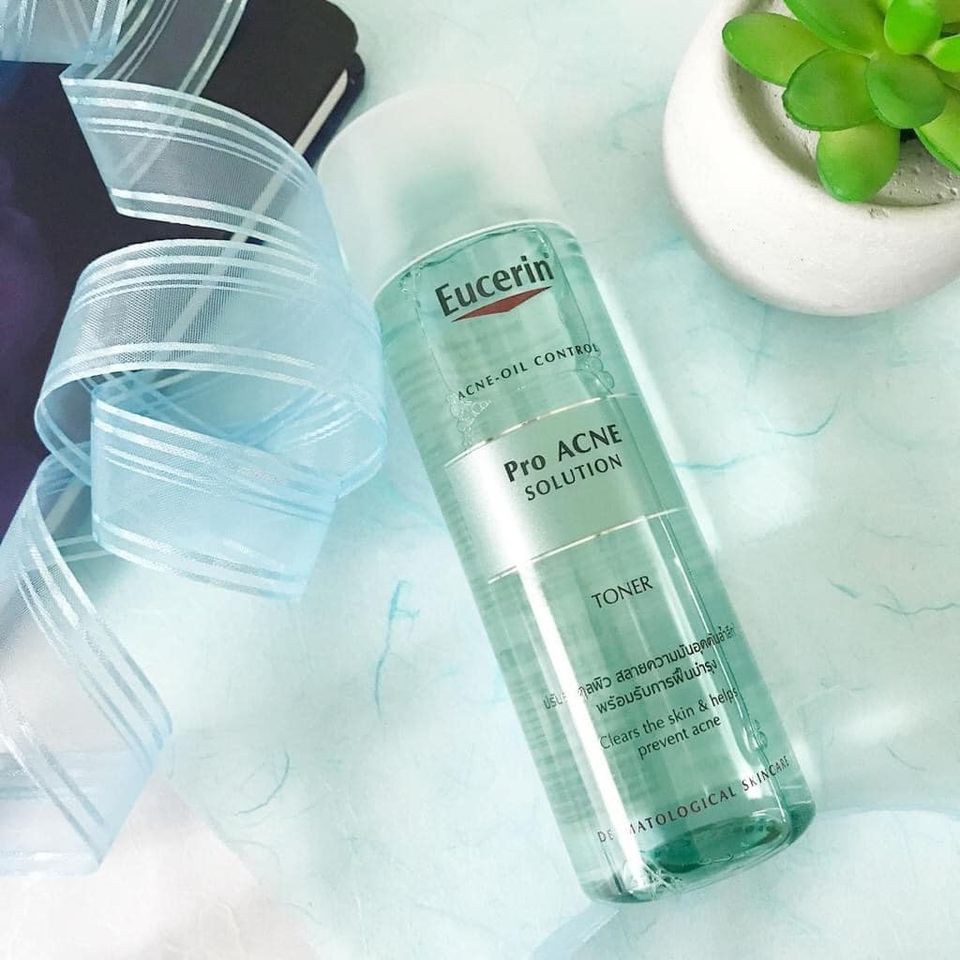 Toner Eucerin Pro Acne Solution Toner cho Da Mụn - Nước Hoa Hồng Eucerin Proacne Cân Bằng Cho Da Dầu Mụn