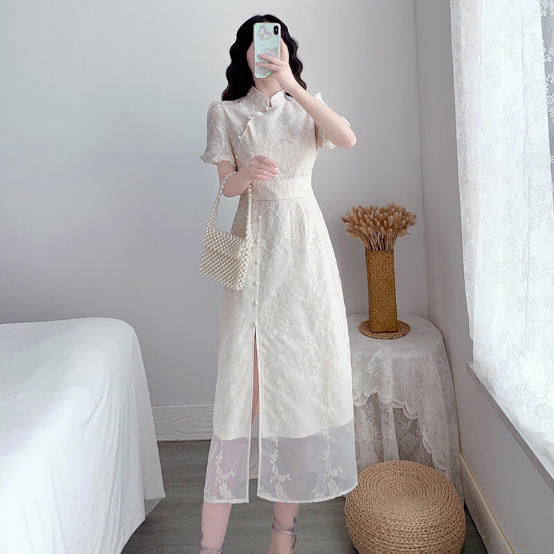 Sườn xám xinh xẻo cách tân