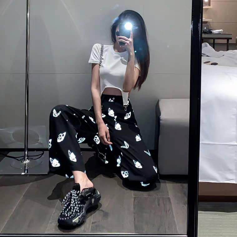 🦋 Quần thụng cạp cao họa tiết bươm bướm phản quang sành điệu phong cách đường phố hot trend ulzzang 2020 | BigBuy360 - bigbuy360.vn