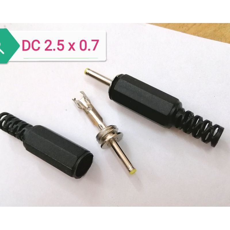 1 chiếc đầu nối dây nguồn DC đực 4.8x1.7; 4.0x1.7; 2.5x0.7