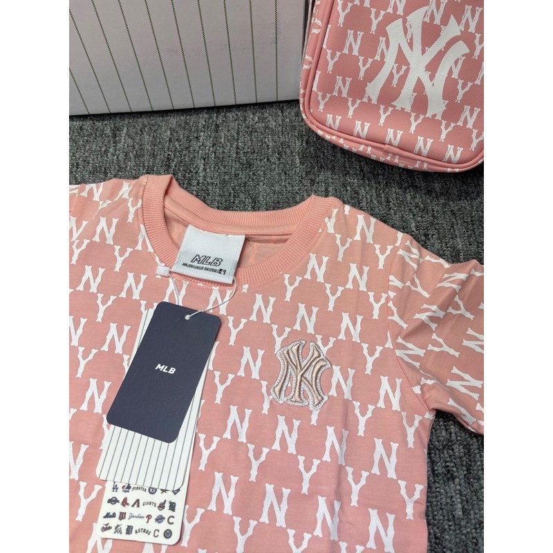 Áo phông kid mẫu mới hồng cam baby hàng chuẩn đẹp(có cả áo bố mẹ)