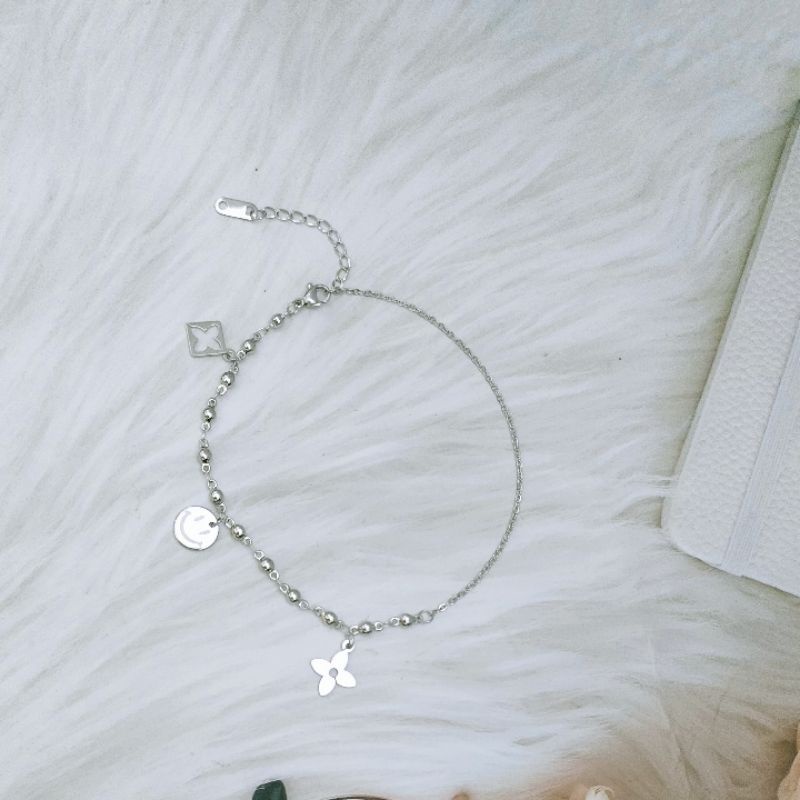 LẮC CHÂN LẮC TAY BI GẮN CHARM MẶT CƯỜI ĐẸP KHÔNG ĐEN