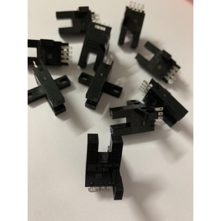 Cảm biến quang Omron EE-SX672A
