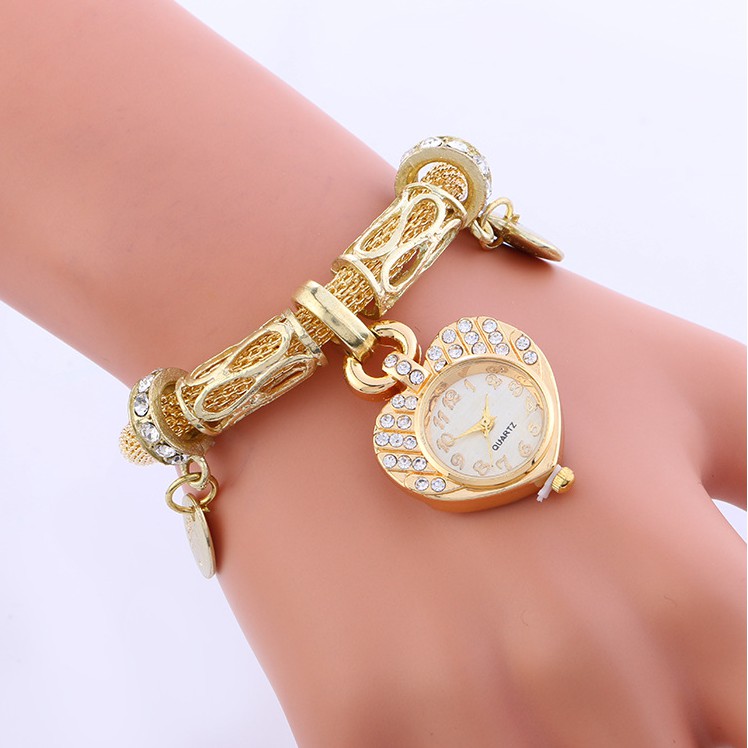 Đồng Hồ Nữ WISH Kiểu Dáng Lắc Tay Cá Tính Cực Đẹp