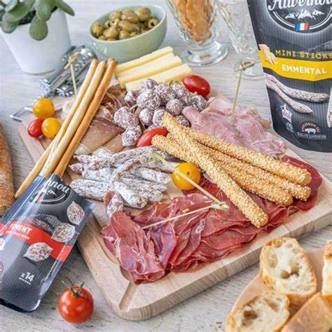 Xúc xích khô que auvernou dried sausage 100g