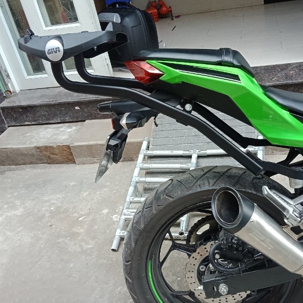 Baga Xe Máy Givi Chính Hãng Mẫu HRV Tặng Kèm Đế Gắn Thùng Givi Chở Hàng Đặc Biệt Chịu Lực Cao Bảo Hành 2 Năm