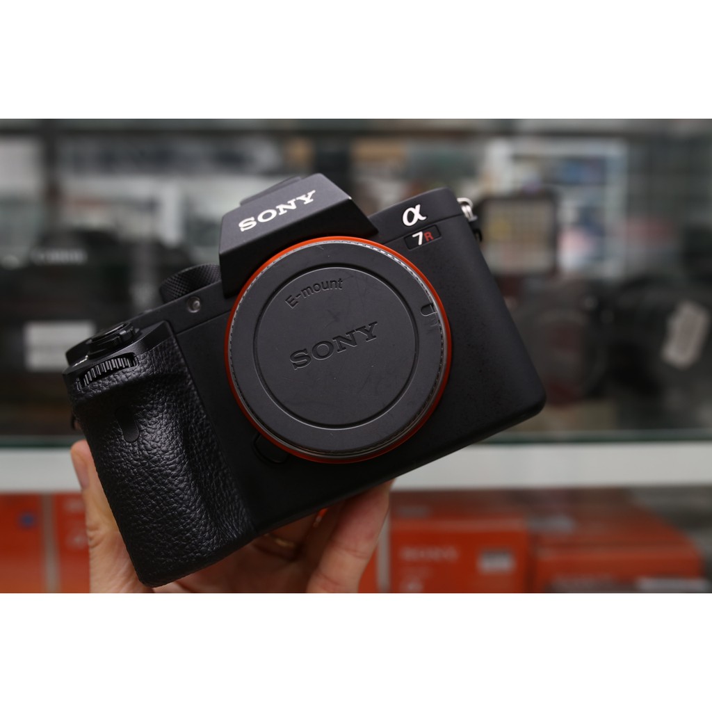 MÁY ẢNH SONY A7R MARK II - DÒNG MÁY ẢNH FULLFAME CHUYÊN NGHIỆP