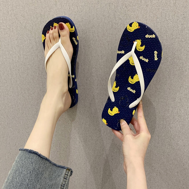 Dép xỏ ngón đi biển chống trượt thời trang