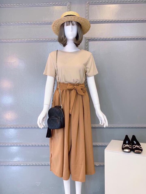 Set áo cotton + quần ống xuông | BigBuy360 - bigbuy360.vn