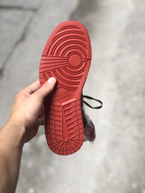 Giày thể thao Jd1 phối màu đen đỏ bred | Ảnh tự chụp