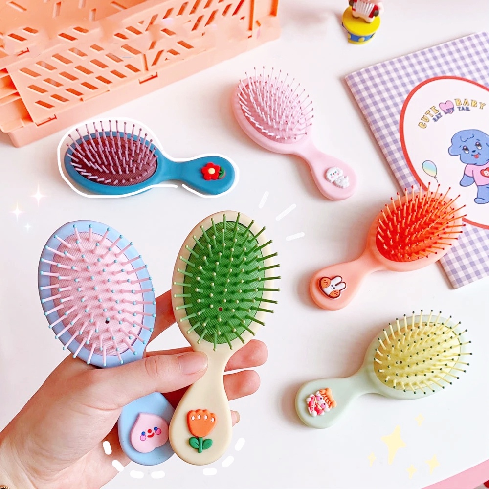 1 Lược Mát Xa Da Đầu Chống Tĩnh Điện Màu Sắc Kẹo Ngọt Thiết Kế Nhỏ Gọn Tiện Dụng