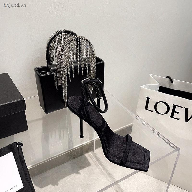 Giày Cao Gót Đính Đá Sang Trọng Thời Trang Hè 2022 Cho Nữ