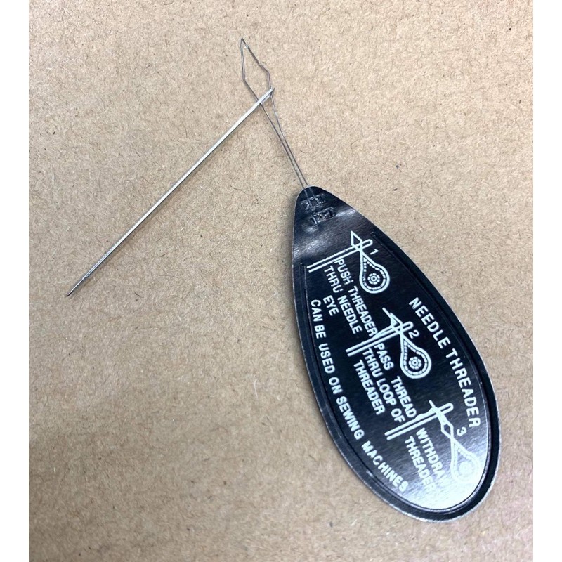 2 miếng  xỏ chỉ qua lỗ kim hàng loại tốt