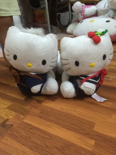 Set 2 mèo bông hello kitty