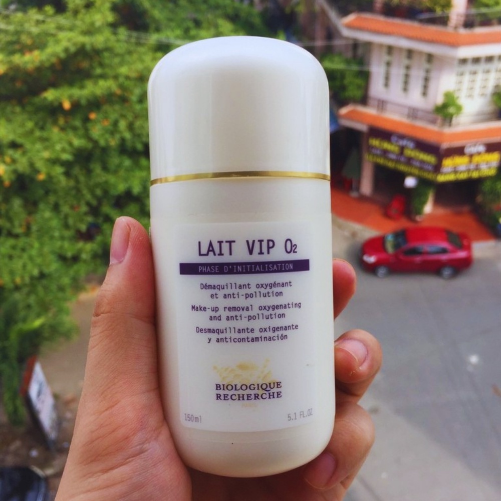 Sữa rửa mặt Lait VIP O2 bảo vệ và làm sạch sâu cho da mềm mịn - K04