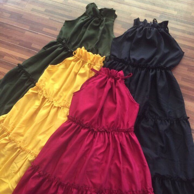 Đầm maxi tầng bèo