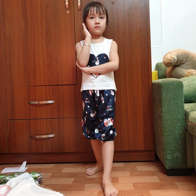 Bộ ba lỗ cho bé gái