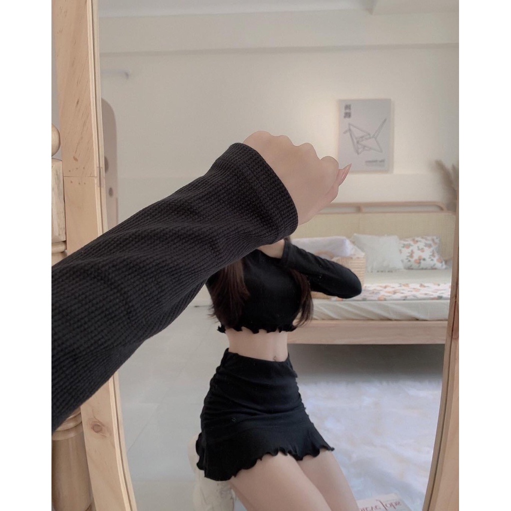 Set váy đầm nữ áo croptop dài tay mix chân váy bút chì đuôi cá freesize màu đen trắng phom ôm sexy tôn dáng C633 | BigBuy360 - bigbuy360.vn