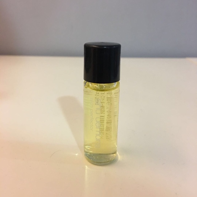 Dầu dưỡng da trang điểm căng mịn Shu uemura skin perfector 5ml