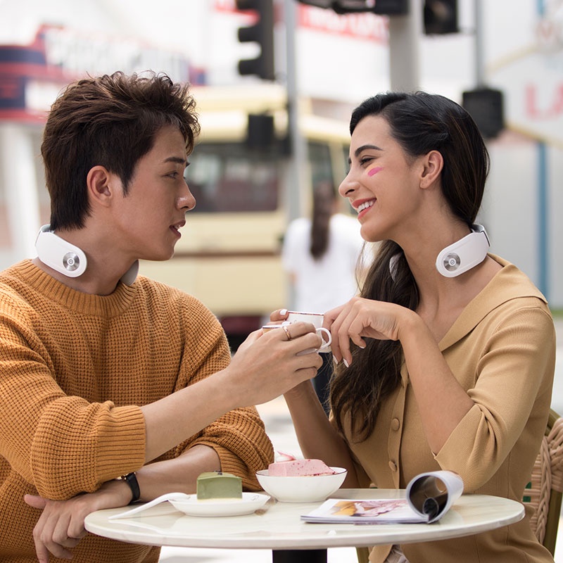 Vòng massage cổ, gáy cao cấp SKG 4098 - có chườm nóng | Được FDA Hoa Kỳ xét duyệt