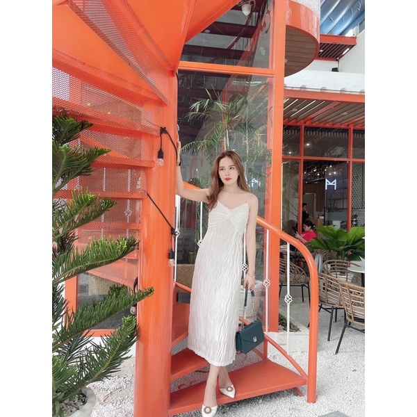 Đầm hai dây xoắn ngực BASIC chất vải thun gợn sóng Candy - BT098