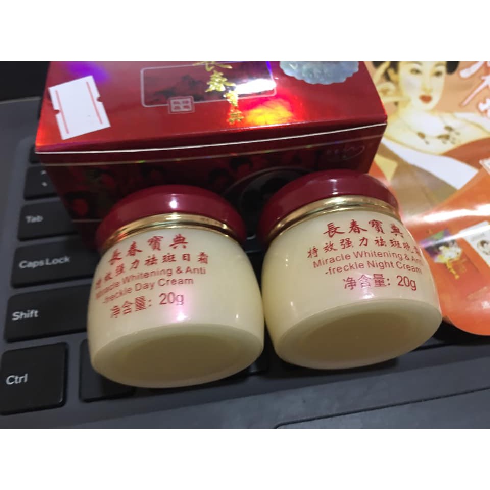 Kem Huashuli cô tiên đỏ ngày và đêm dành cho da nám tàn nhang | BigBuy360 - bigbuy360.vn