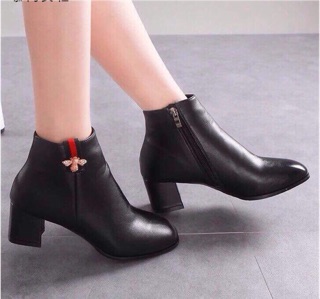 Bốt da ngắn cổ Quảng châu