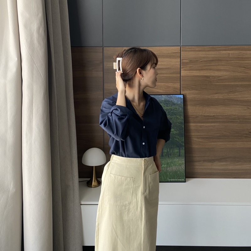 Áo Sơ Mi Dài Tay Chất Liệu Cotton Màu Xanh Tím Than Navy dành cho Nữ Heebyohi