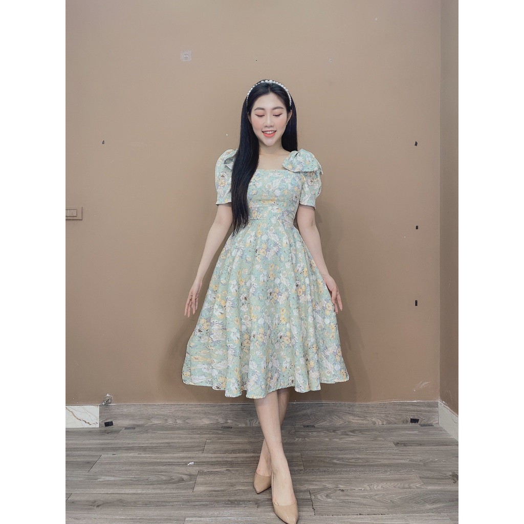 [Mã SKAMA06 giảm 8% tối đa 50K đơn 250K] Monoco- Váy cô vuông đính nơ 2 bên vai -8504 | BigBuy360 - bigbuy360.vn