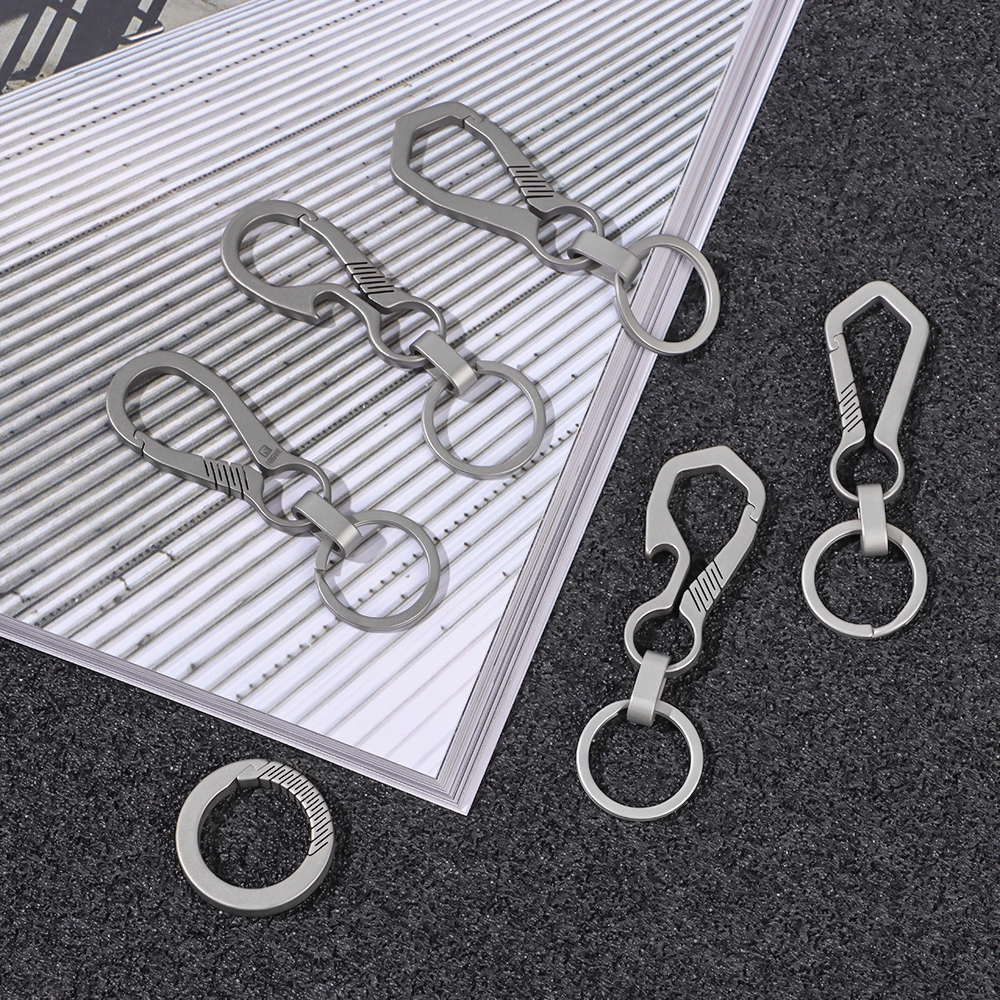 Móc khóa bằng hợp kim titan siêu nhẹ cao cấp