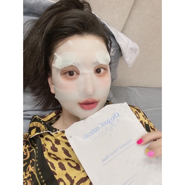 Mặt Nạ Mát Lạnh Làm Trắng &amp; Dưỡng Ẩm Sâu Cho Da Treament - Oxygen Ceuticals Cryogel Velvet Mask