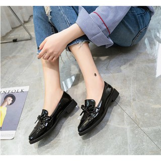 Giày lười cho nữ kiểu mũi nhọn
