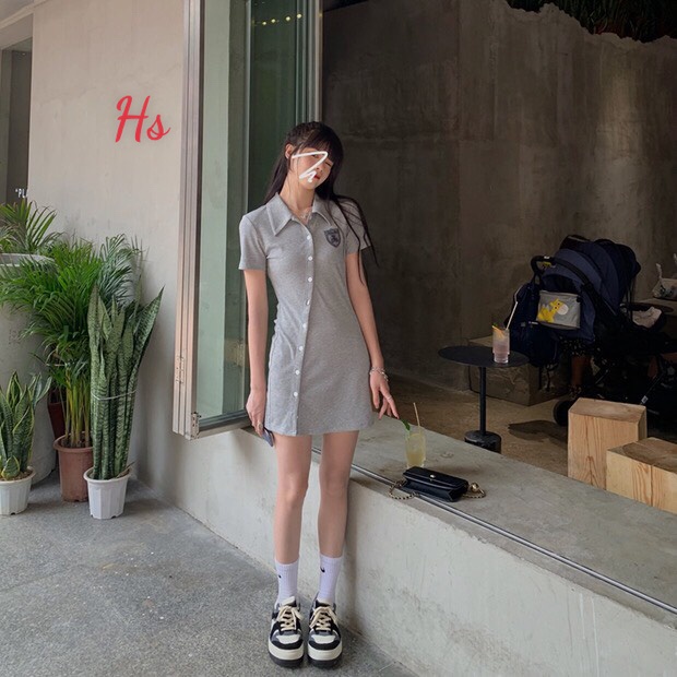 [ GIÁ RẺ CHÀO HÈ ] Váy thun nữ body 10 cúc chéo thêu logo huy hiệu  phong cách cá tính hottrend 365