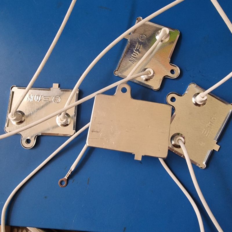 lá ủ tấm lót cách nhiệt đa năng 220v / 40w cho nồi cơm điện