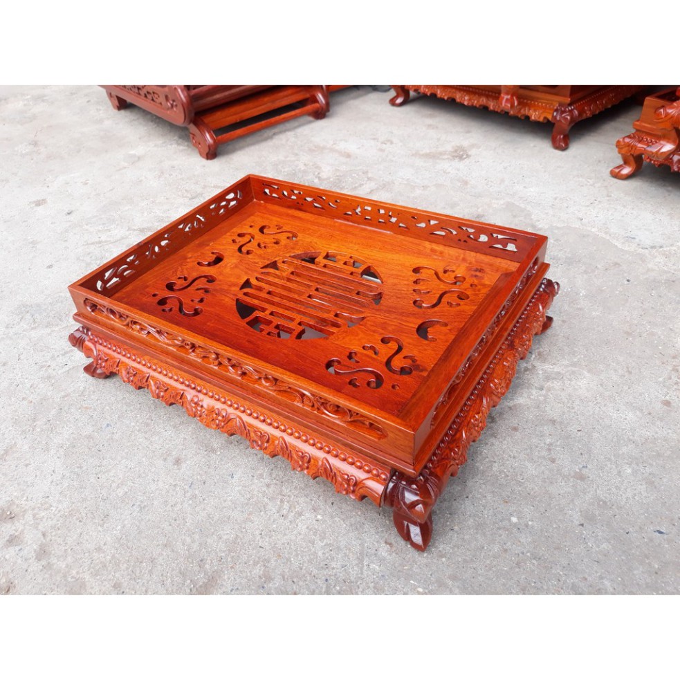 Khay trà chân quỳ gỗ hương đục rồng